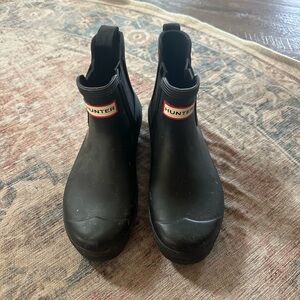 Women’s Short Matte Black Hunter Boots